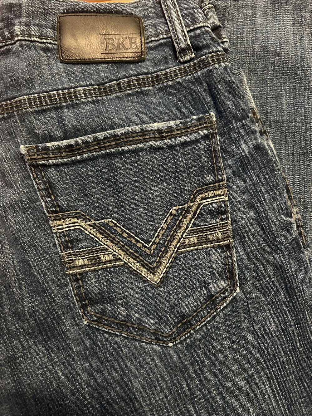 BKE Jeans Men's Size 31 BKE Jake Straight Leg Jeans Embroidered Back Pocket